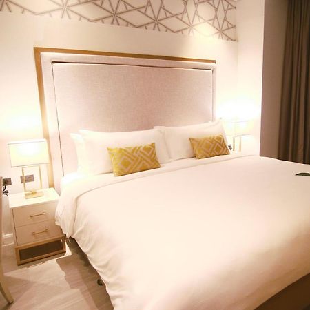 Summit Hotel Naga Екстериор снимка